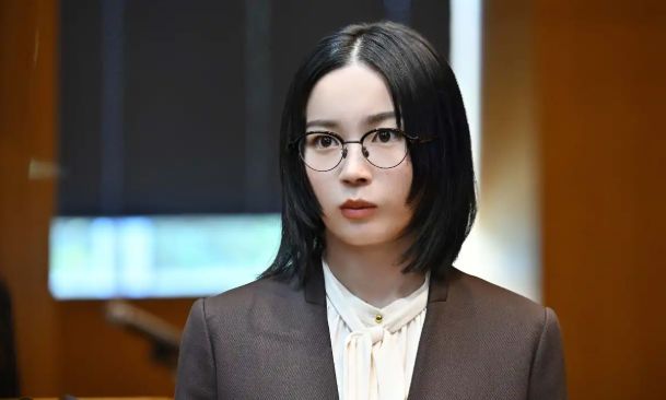 日曜劇場『GIFT』に出演した俳優（女優）の宮崎優の写真