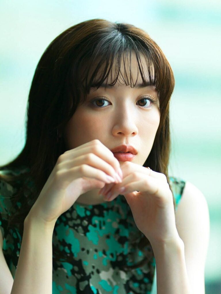 永野芽郁の写真