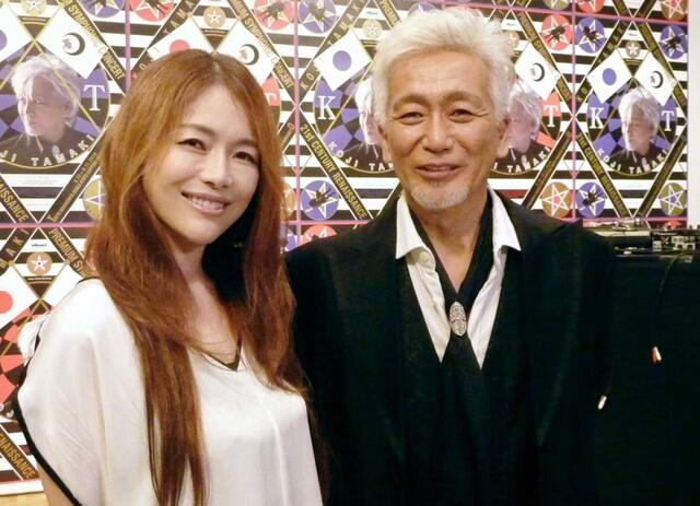 離婚回数が多い芸能人
玉置浩二と妻・青田典子（タレント）  の写真